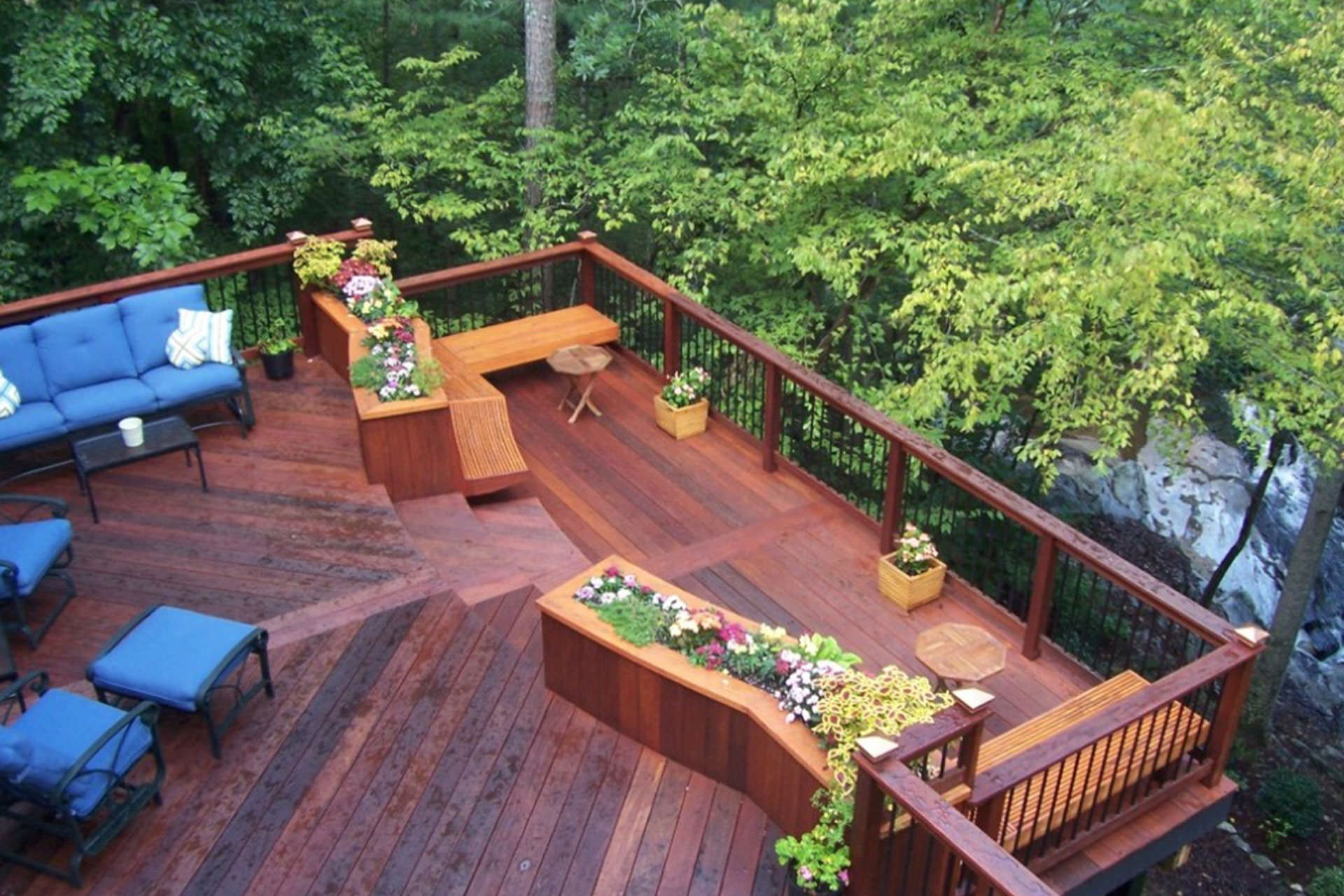 9 Deck Building Tips You Must Consider Before Getting Started