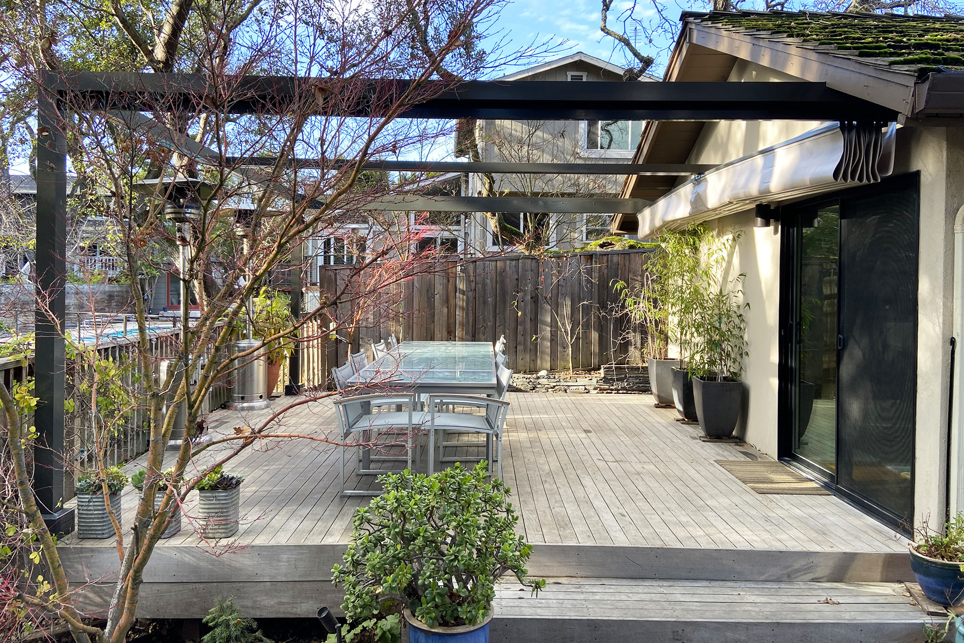 Six Backyard Ideas for Indoor-Outdoor Flow - ShadeFX
