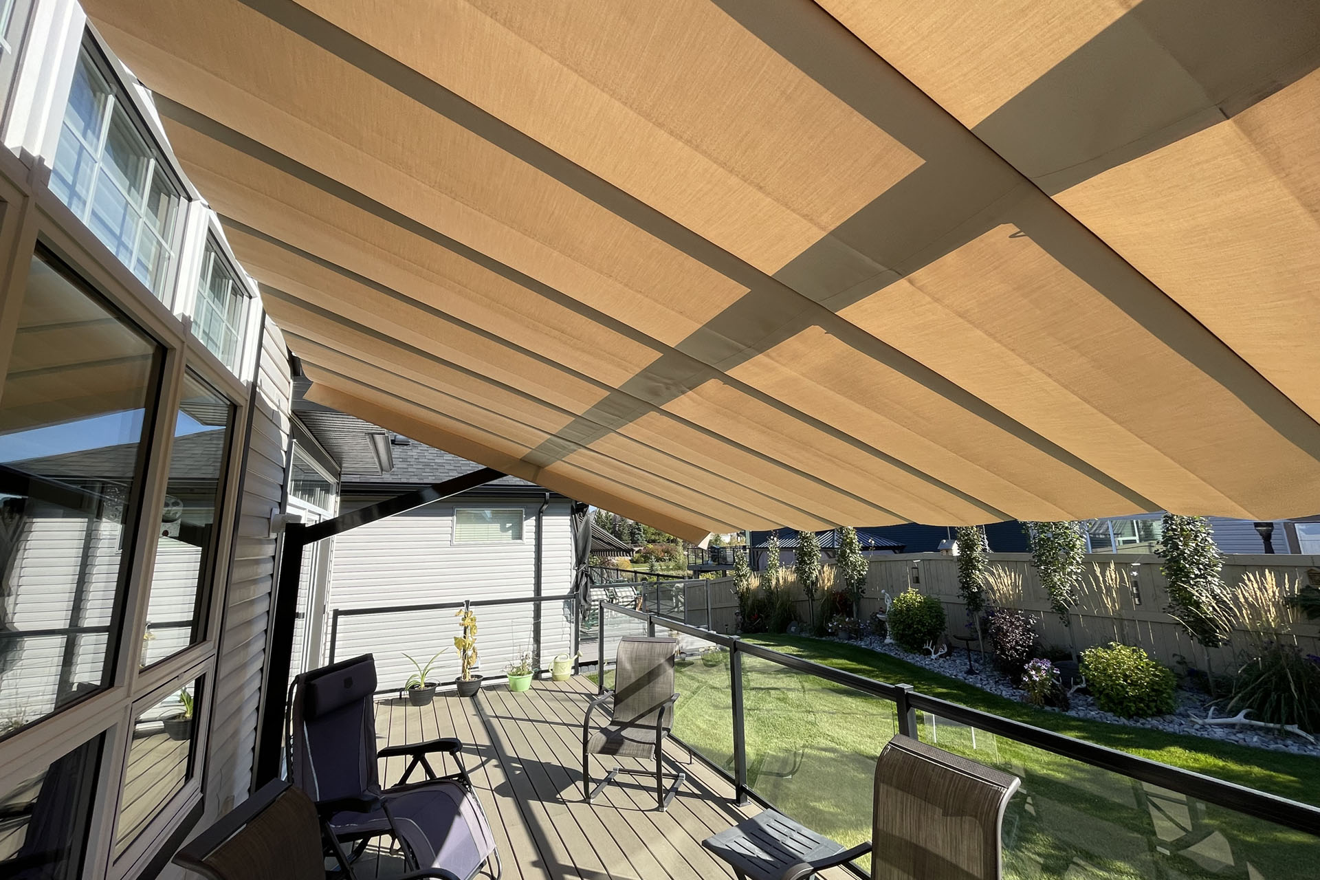Freestanding Retractable Canopy Edmonton Shadefx